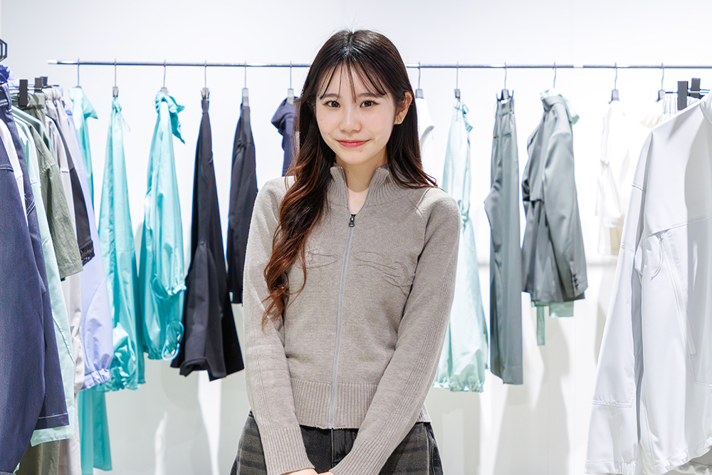 白尾 菜摘さん