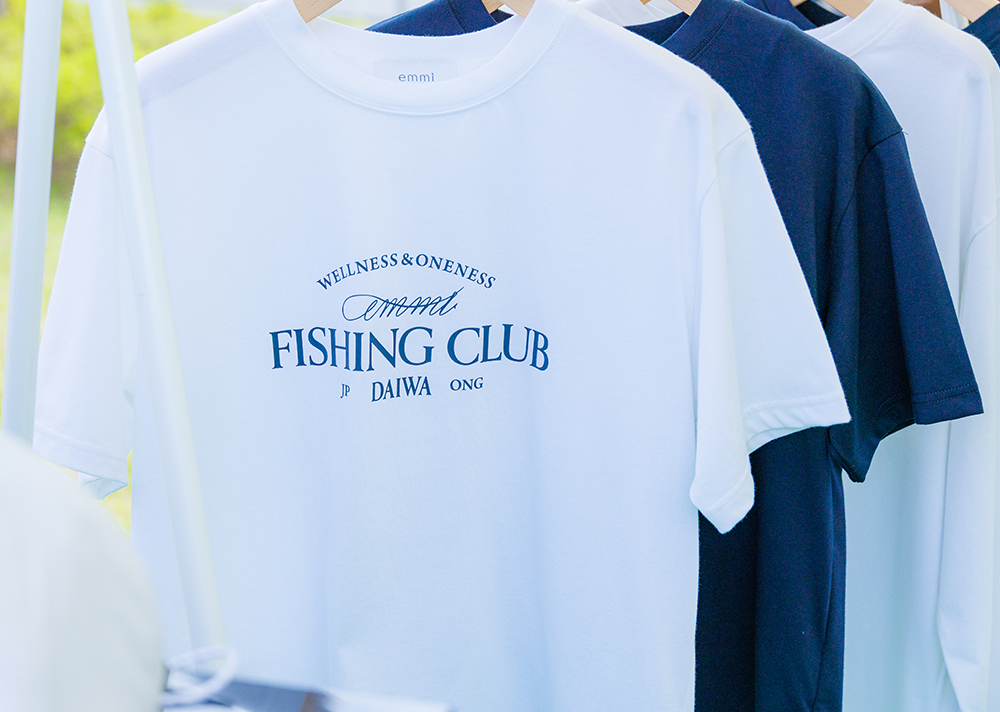 コラボブース前には開店前から多くの人が並ぶ