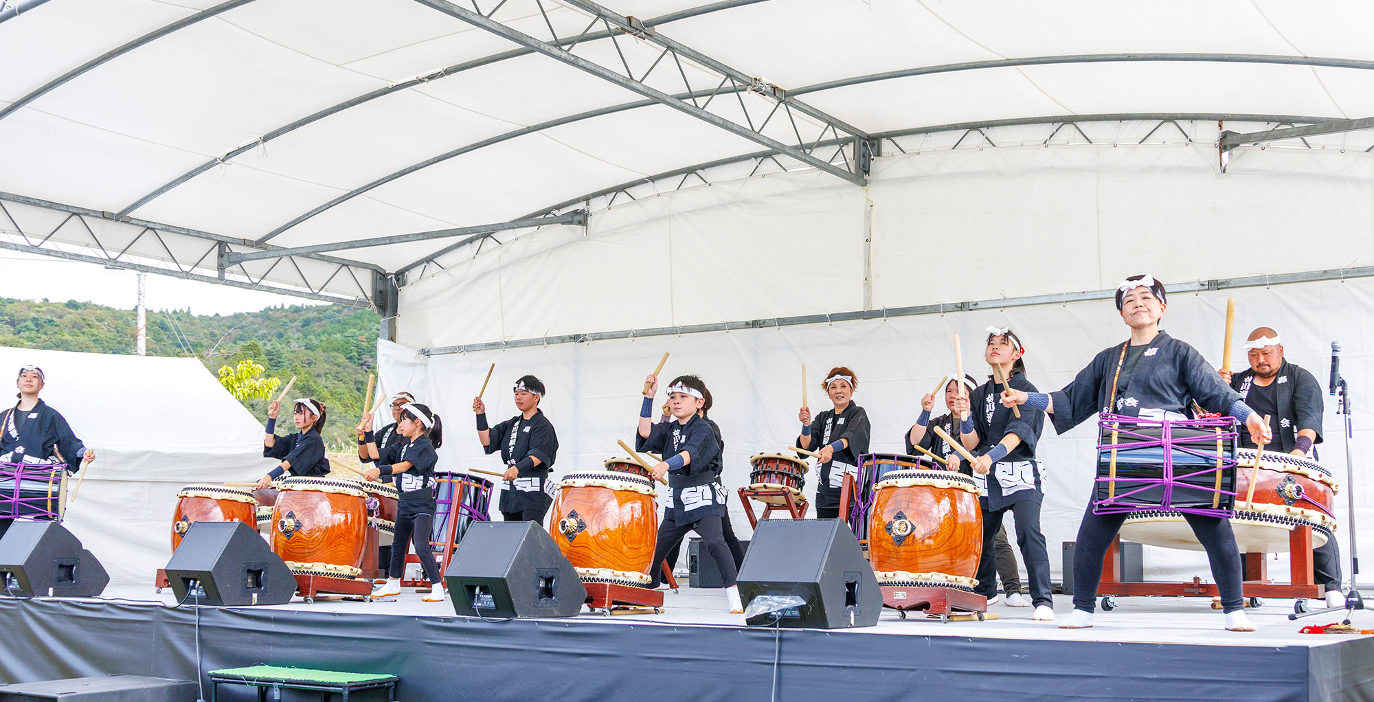 ステージイベントもヒートアップ