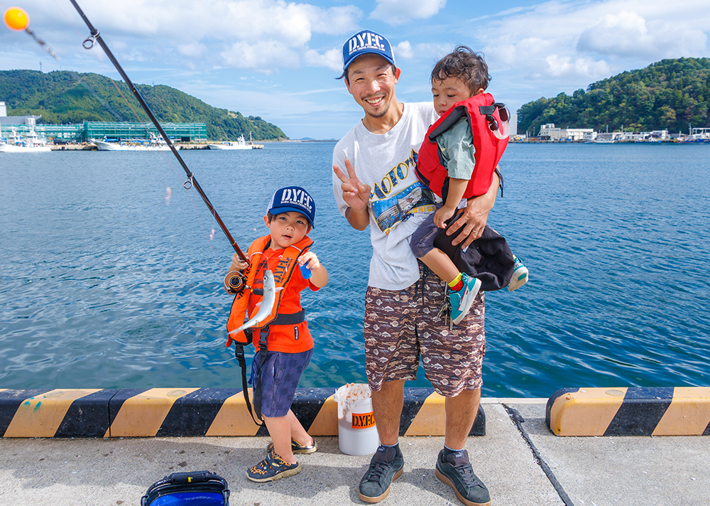 一般の方対象のサビキ釣り体験も大盛況