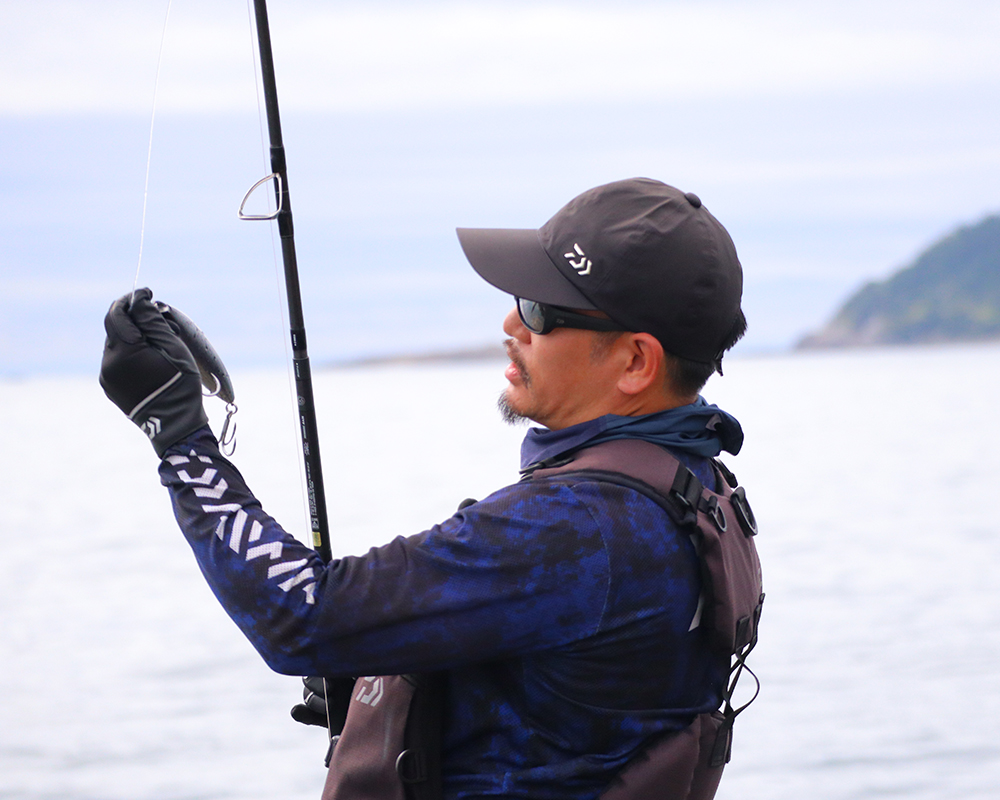 遠くのデカイ魚が沈黙の時間に喰う。新たな可能性を秘めたビッグミノー。