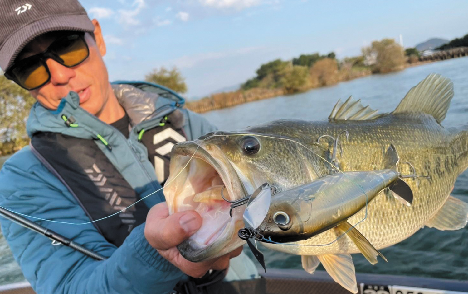 長谷川耕司・三宅貴浩・小島明