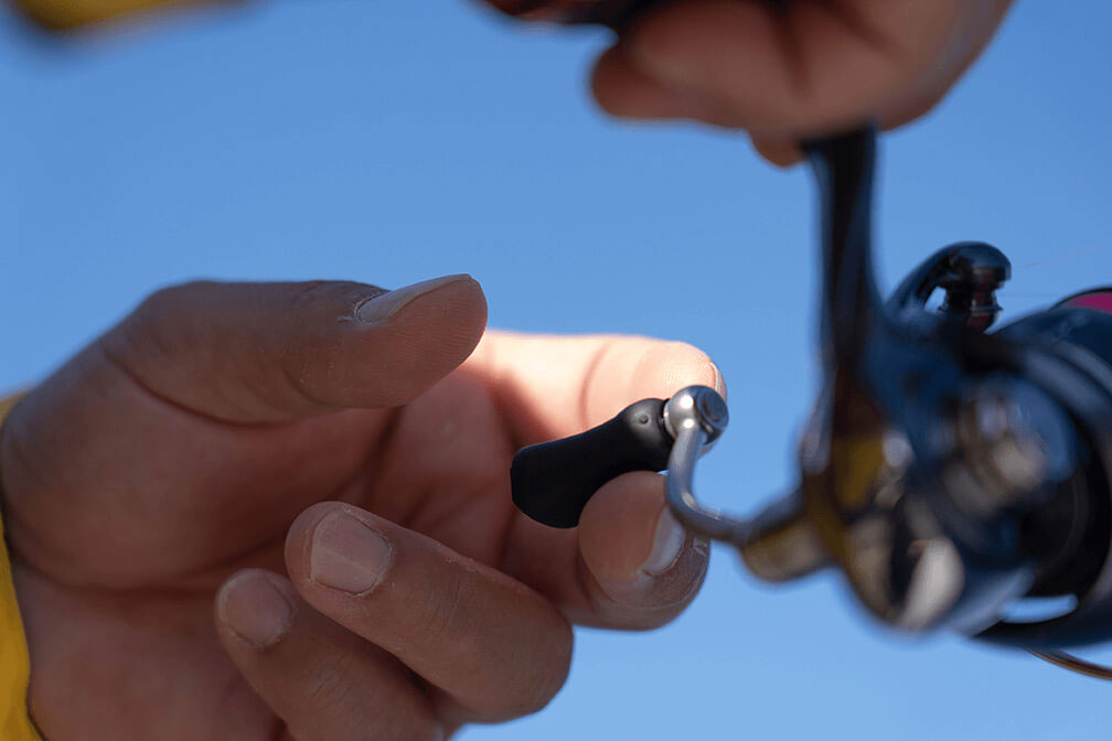 ハンドルを握った手元のアップ