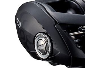 Toughness & Compact! TATULAシリーズに「HYPERDRIVE DESIGN」を搭載した、コンパクトボディ#80サイズが登場。 魚拓,中古釣具,釣具,釣り具,エギング,アジング,リール,ダイワ,シマノ,がまかつ,ロッド,竿,玉の柄|釣具のフレンド 商品詳細 Toughness & Compact! TATULAシリーズに「HYPERDRIVE DESIGN」を搭載した、コンパクトボディ#80サイズが登場。 魚拓,中古釣具,釣具,釣り具,エギング,アジング,リール,ダイワ,シマノ,がまかつ,ロッド,竿,玉の柄|釣具のフレンド 商品詳細