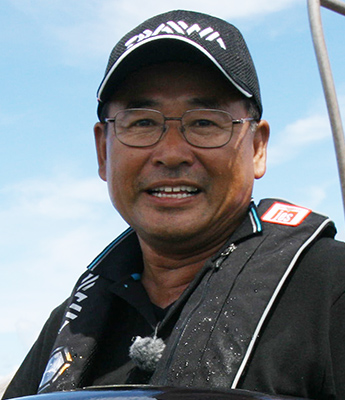 村越 正海
