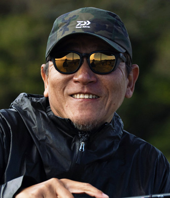 山田 ヒロヒト